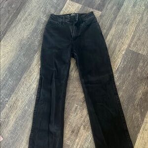 Hollister Black Ultra High-Rise Dad Jeans